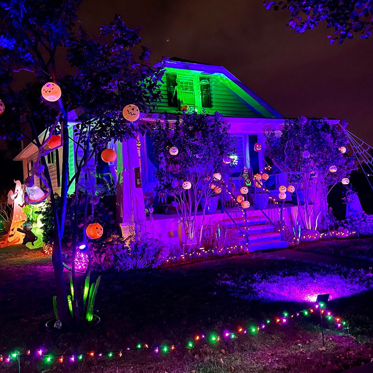 WIFI Smart Halloween Waterproof RGBCW Flood Lights Outdoor Ambient Lighting